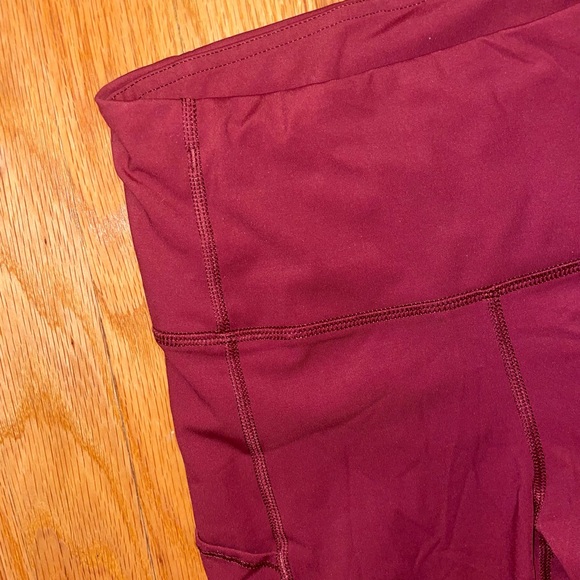 Tlf women’s Burgundy Leggings work out sport leisure size small mid calf/ankle - Picture 5 of 8